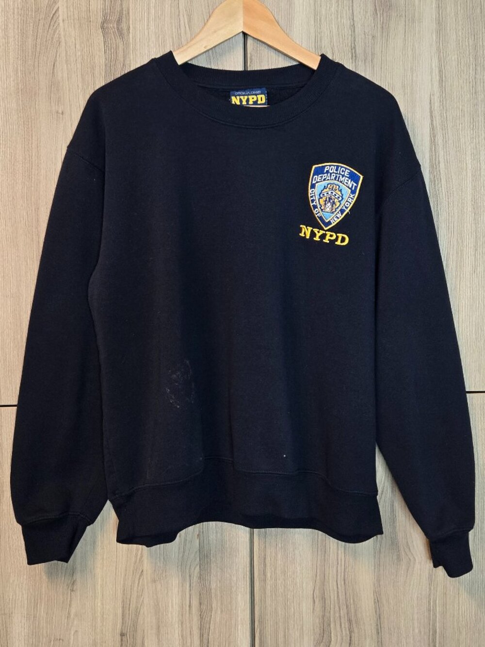 NYPD Officially Licensed Sweatshirt Men Navy Blue Embroidered Logo FLAW Spot M